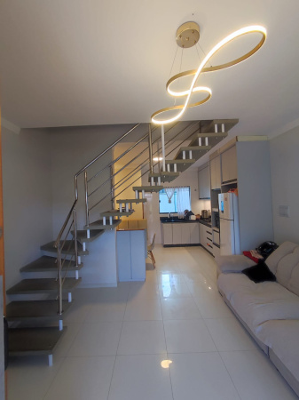 Excelente sobrado em Camboriú.