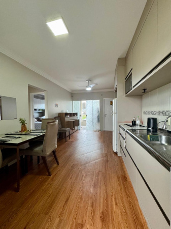 APARTAMENTO SEMI MOBILIADO PRÓXIMO AO KOMPRÃO DO BAIRRO AREIAS EM CAMBORIÚ