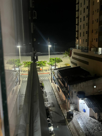 Excelente apartamento no Centro de Balneário Camboriú.
