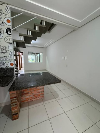 Excelente sobrado com dois dormitórios no Bairro Rio Pequeno em Camboriú.