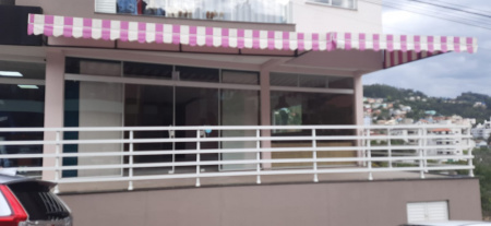 Grande sala comercial a poucos minutos do centro de Seara!