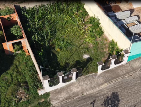 Terreno bem localizado