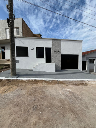 Casa bem localizada