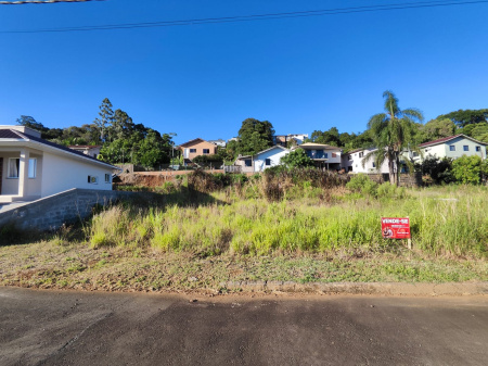 Terreno no Bairro Mirante Ita
