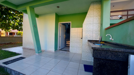 Apartamento a 100 mt da praia de Itapoá..