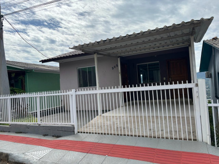 Casa para Locação com 03 Quartos no Bairro das Nações, Seara - SC!