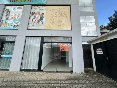 Sala Comercial para Locação, no Bairro Industrial.