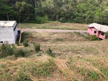 Terrenos á venda no loteamento Morada do Sol