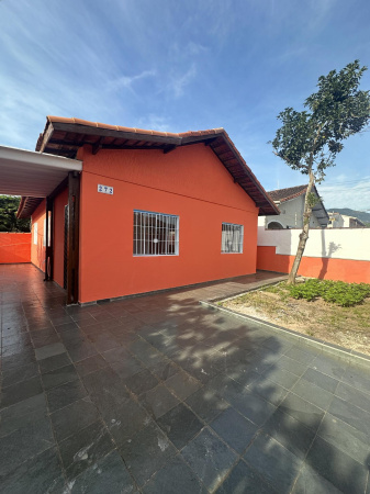 Casa à Venda em Peruibe Oportunidade Otima Localização