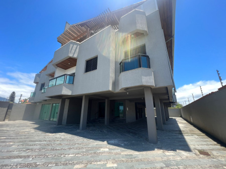 APARTAMENTO DUPLEX FRENTE MAR