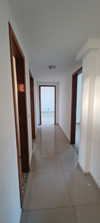 CORREDOIR DE ACESSO A SALAS