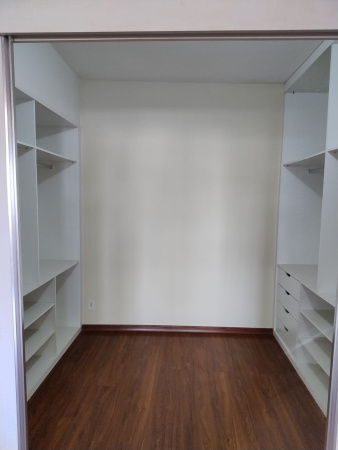 closet suite