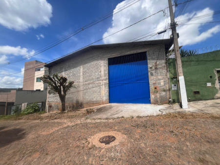 Galpão para Locação - 306m² - Pé Direito 8m