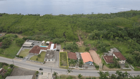 Terreno de 360m² com escritura pública - Vila da Glória - São Francisco do Sul