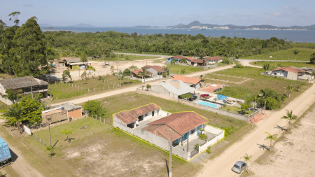 Adichttps://www.mcsolucoesimobiliarias.com.br/contas/73/fotos/grande/12251_1764687252226.jpgionar Legenda