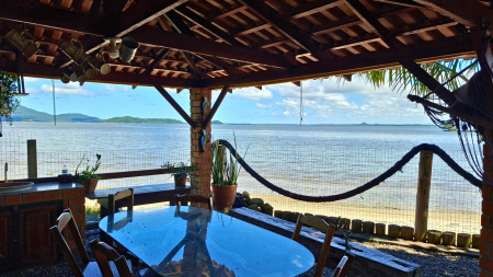 CASA FRENTE MAR - VILA DA GLÓRIA SC