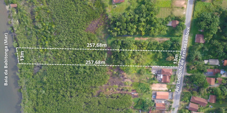 Terreno para Investidor, vai da Avenida ao Mar