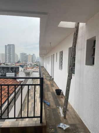 APARTAMENTOS/CORREDOR