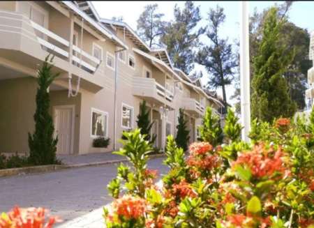 Sobrado à Venda – 3 Dormitórios, 1 Vaga – Bona Villa