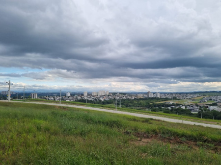 “Terreno 348 m² no Terras Alpha – Urbanova: lazer completo e alto padrão”