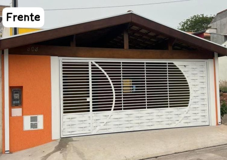 Casa nova em Santa Julia • 3 quartos (1 suíte) • garagem coberta para 2 carros