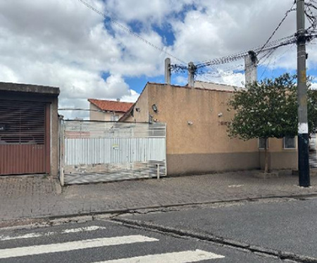 Excelente Sobrado !!