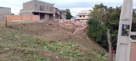 Adichttps://www.mcsolucoesimobiliarias.com.br/contas/9/fotos/grande/13152_1776970355214.jpgionar Legenda