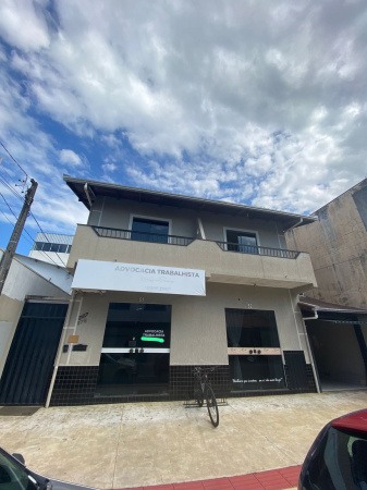Oportunidade Sobrado para locação anual em Balneário Camboriú(SC)