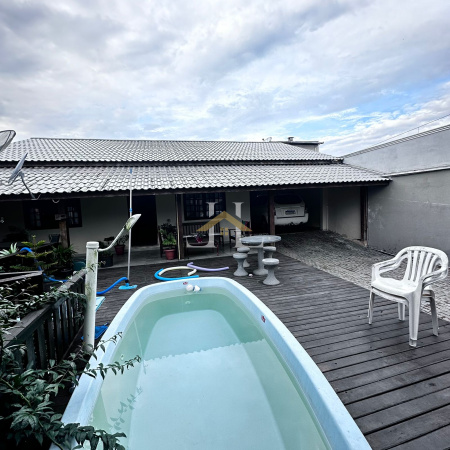 Casa residencial para venda, com piscina no Bairro Itajuba, Barra Velha. 2 quartos. Oportunidade única!!