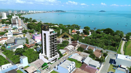 Investimento certo: apto a 200 m da praia da Armação Penha SC