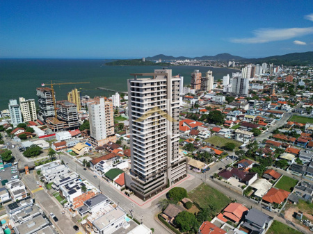 Apartamento para Investidores e Famílias: 2 Dormitórios, Suíte e Lazer Completo no Centro de Piçarras