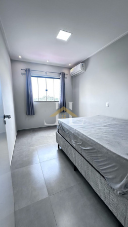 Investimento Seguro: Apto Semi Mobiliado em Balneário Piçarras